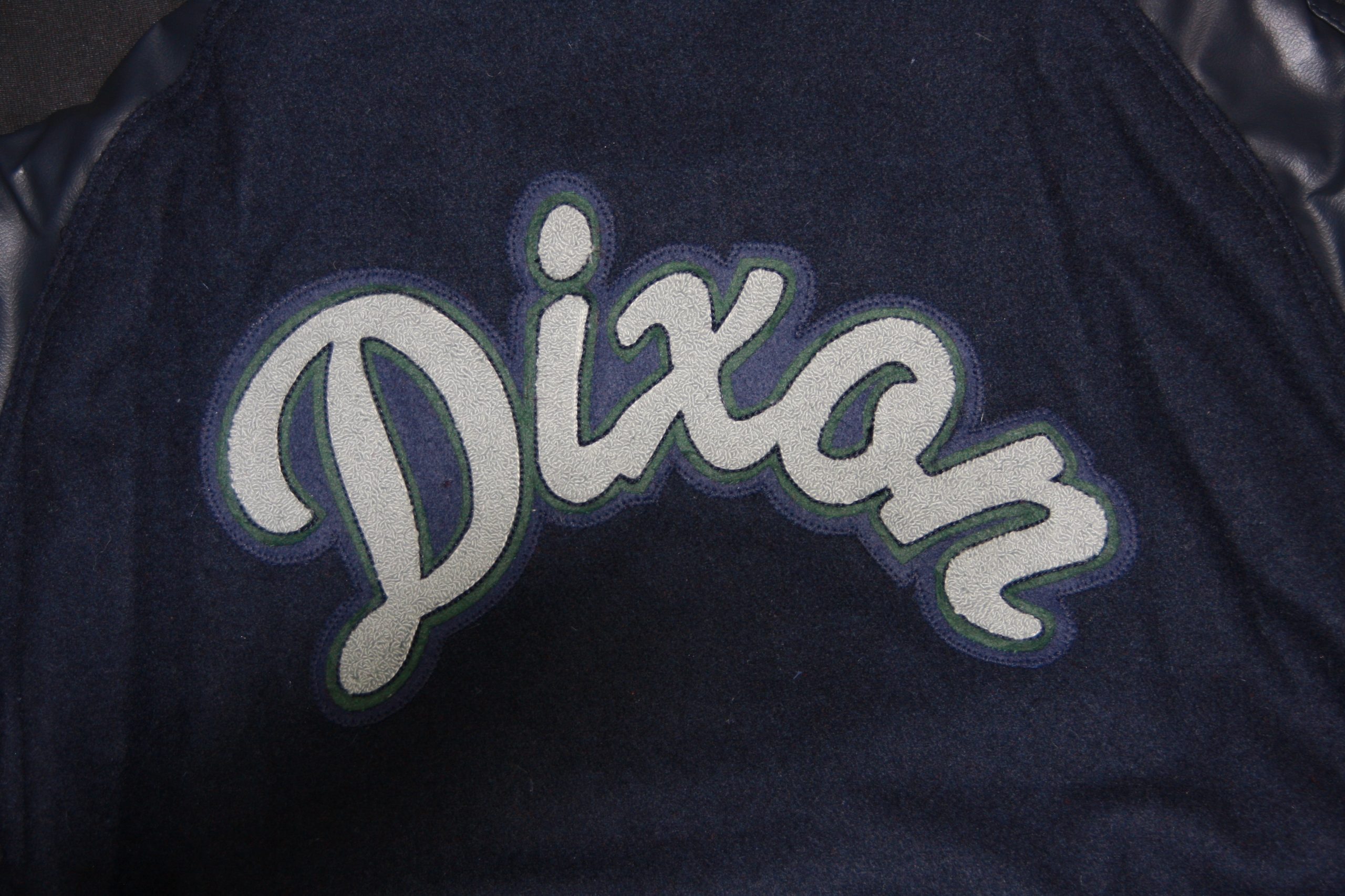 Script Arch with Tail - Image 2